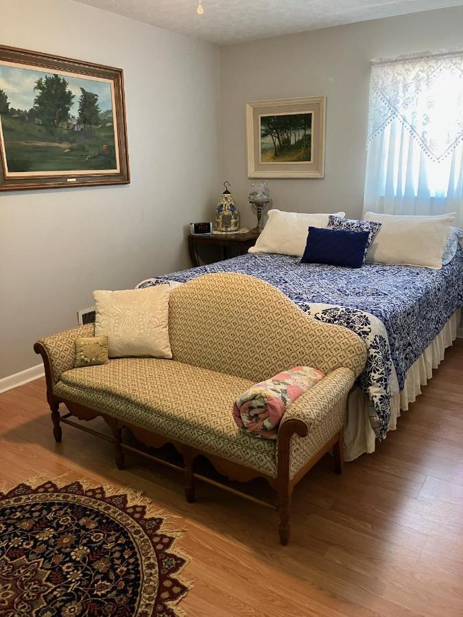 The Ashe Farm Bed & Breakfast Marshall Ngoại thất bức ảnh