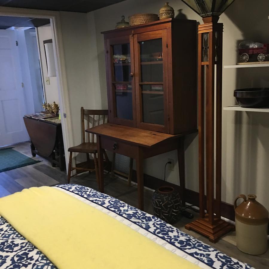 The Ashe Farm Bed & Breakfast Marshall Ngoại thất bức ảnh