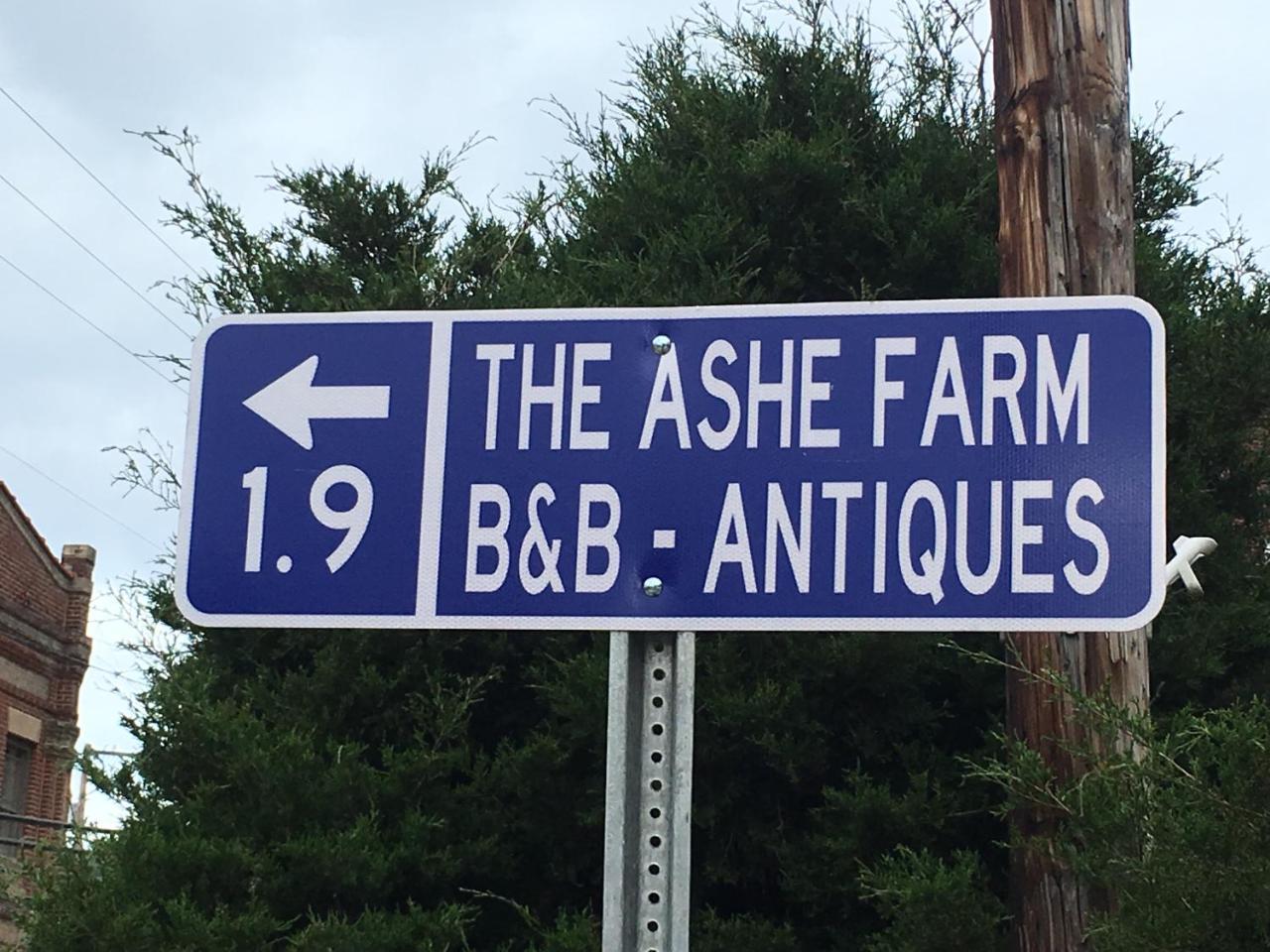 The Ashe Farm Bed & Breakfast Marshall Ngoại thất bức ảnh